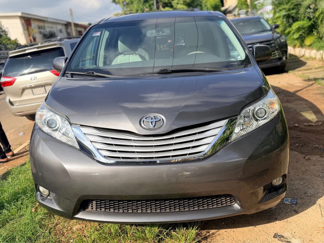 2015 Toyota Sienna